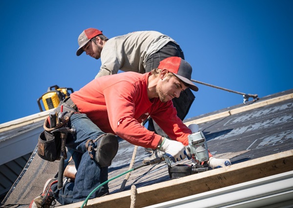 Mayberry Construction and TAMKO - #GivingTuesday - Installing Shingles